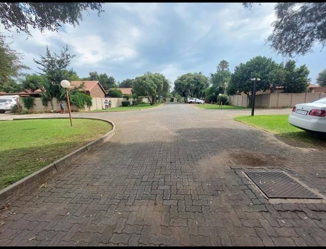 2 BEDROOM PROPERTY TO RENT IN HIGHVELD